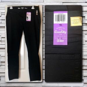 NWT Levis Signature Pull On Skinny Jeans Size 18L
